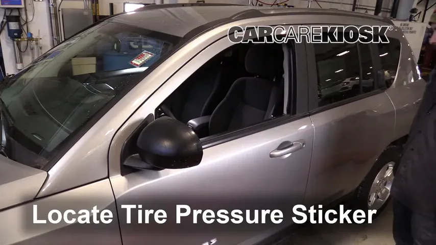 2007 Infiniti QX56 5.6L V8 Tires & Wheels Check Tire Pressure
